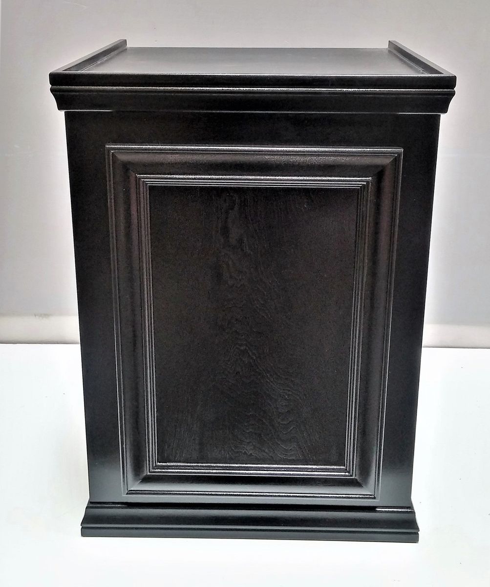 REF# COM144 - Cube Tank Combo - Tank, Basic Sump, and Black Stand, photo 7