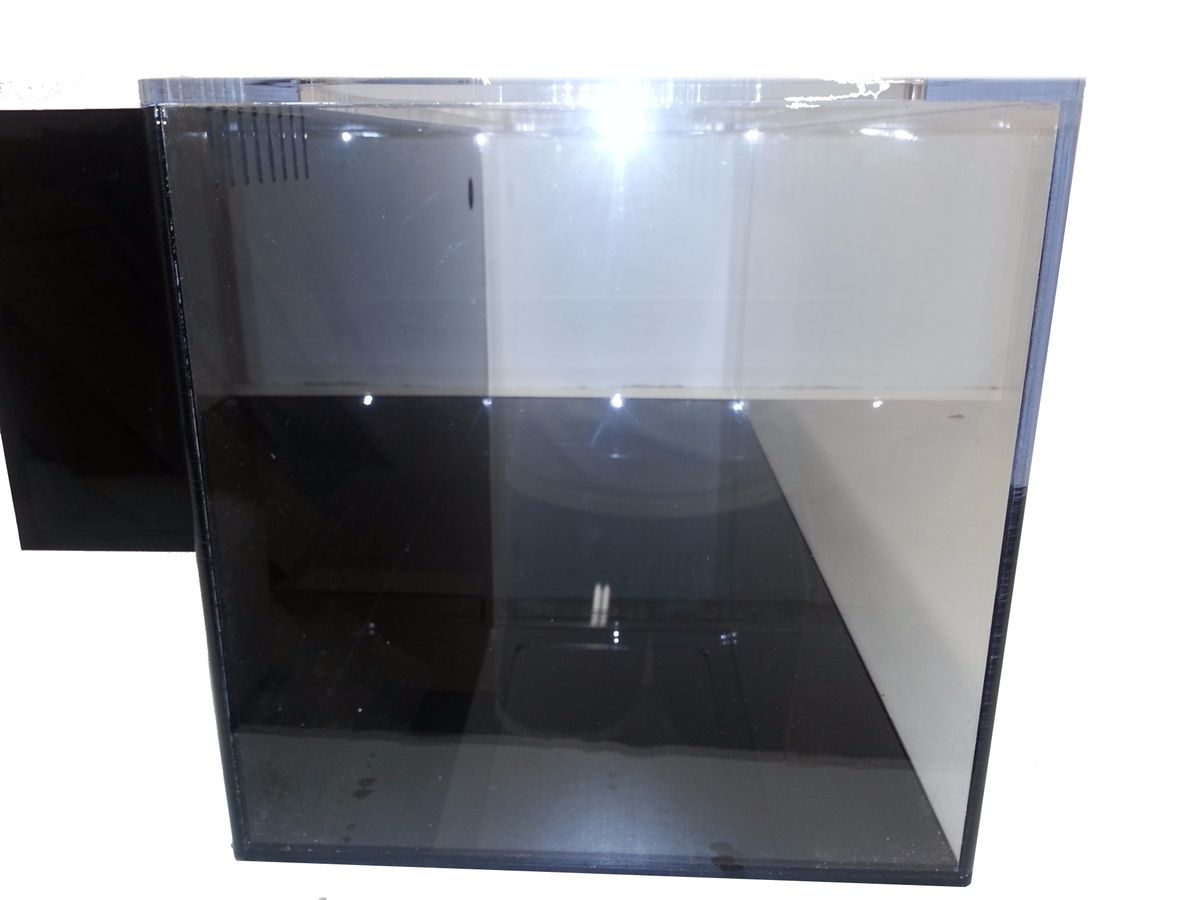 REF# T123 - Display Tank w/ Eurobrace, photo 4